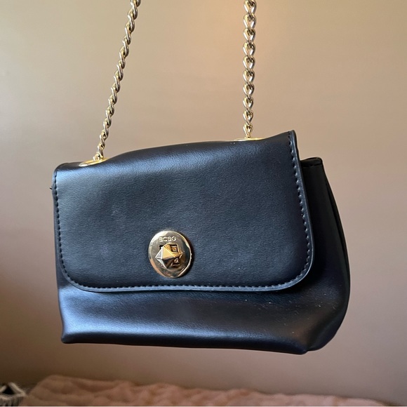 *SOLD* 
BCBG purse - Picture 4 of 4